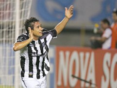 Idolo do Ceará, Sérgio Alves contou um pouco sobre sua saída do clube em 2013.